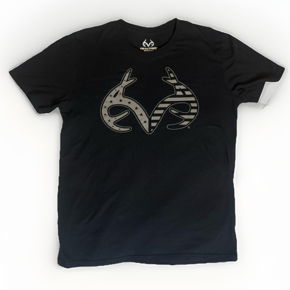 Realtree Men's Black Tee, Segmented Deer Short Sleeve T-Shirt Size Medium